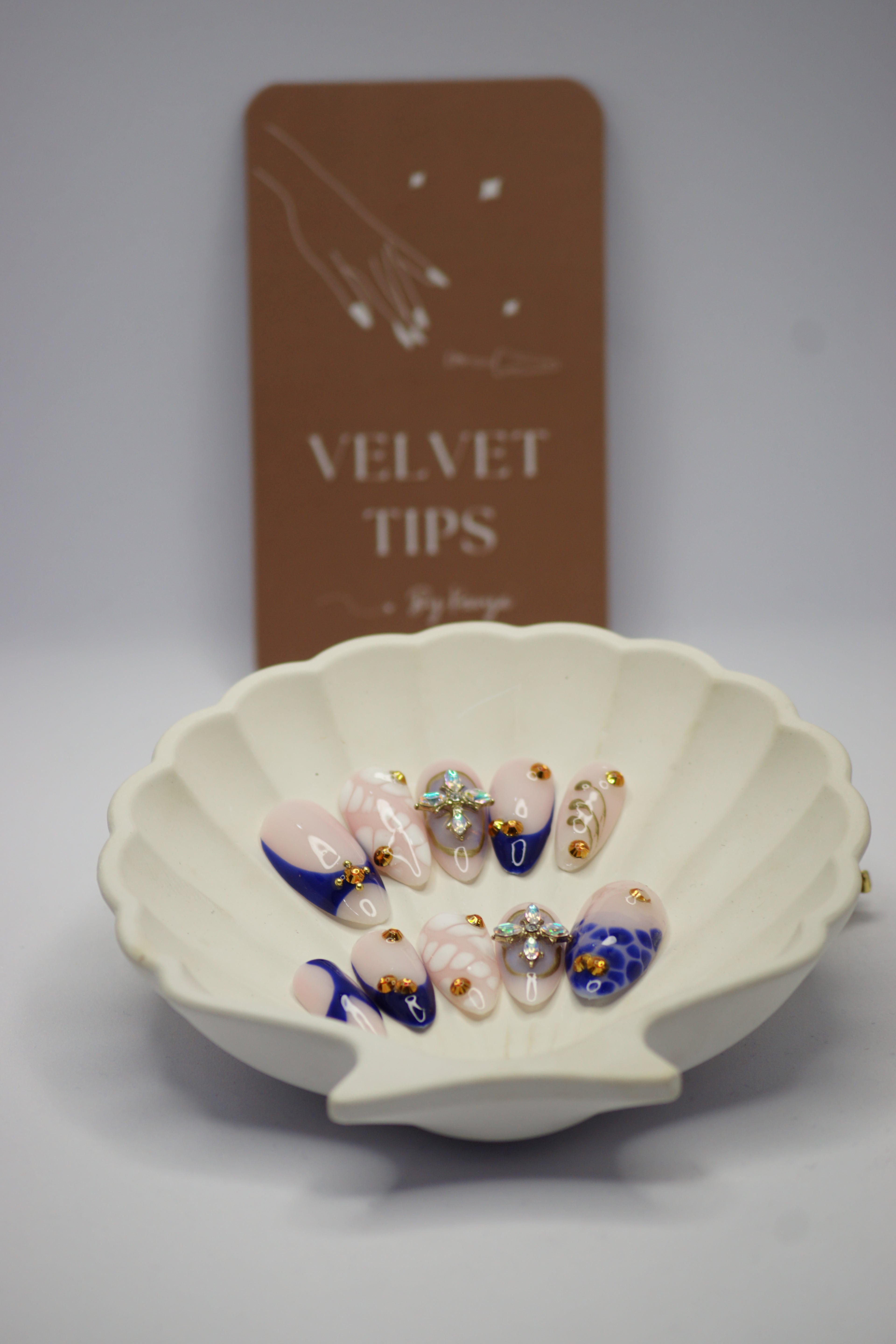 Royal Sapphire Shine 💙👑✨