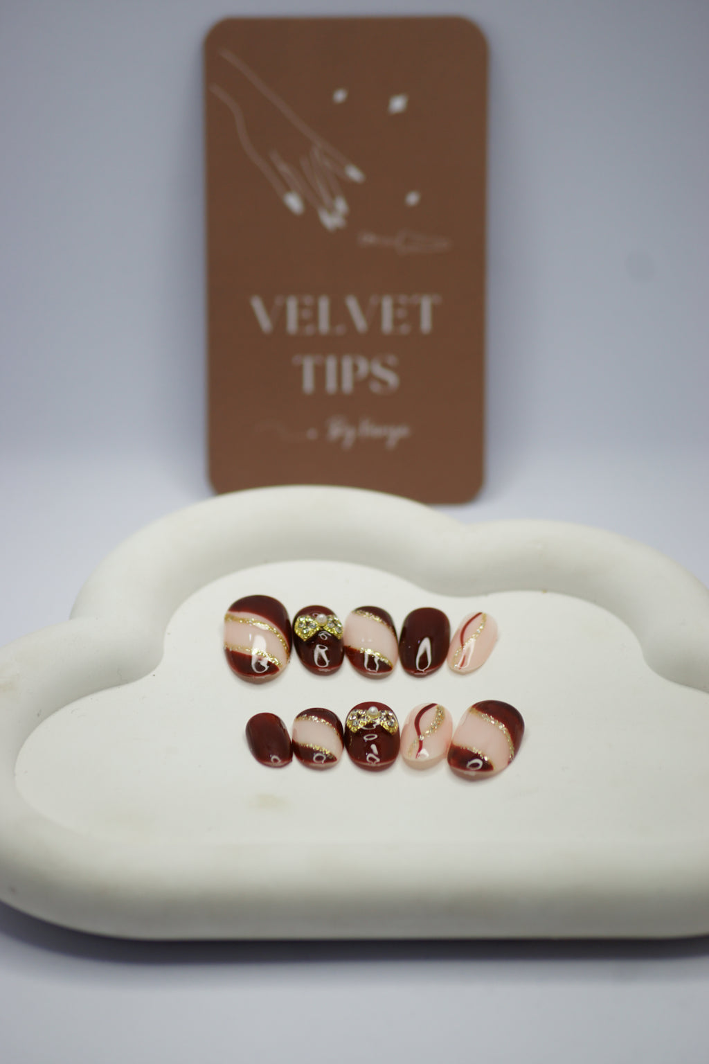 Crimson Luxe Bows 🎀✨🍷